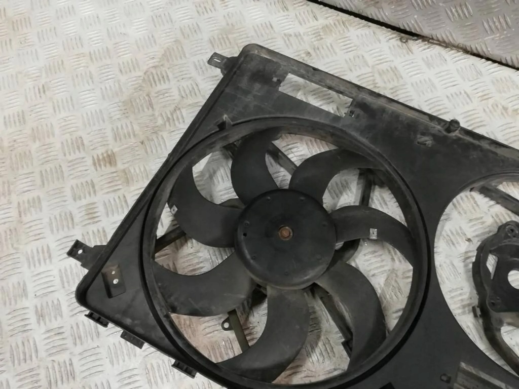 Dd вентилятор радіатора корпус freelander 2 volvo s60 xc 6g918c607be Недорого