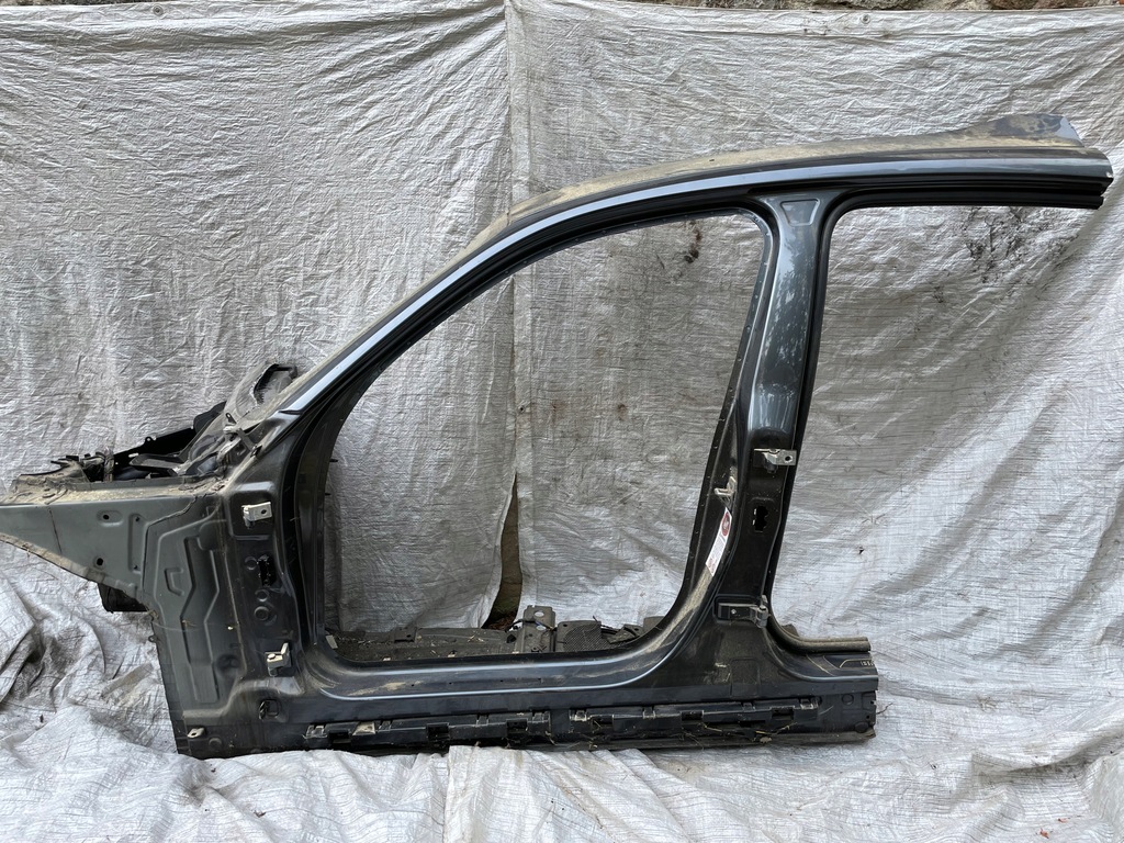 фото №1, Bmw f20 f21 порог блок двигателя крышный левый