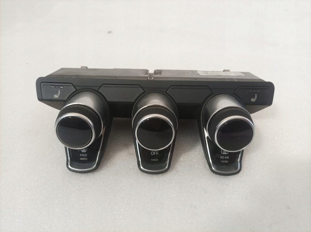 фото №1, Audi r8 панель кондиционера climatronic 4s0820043k