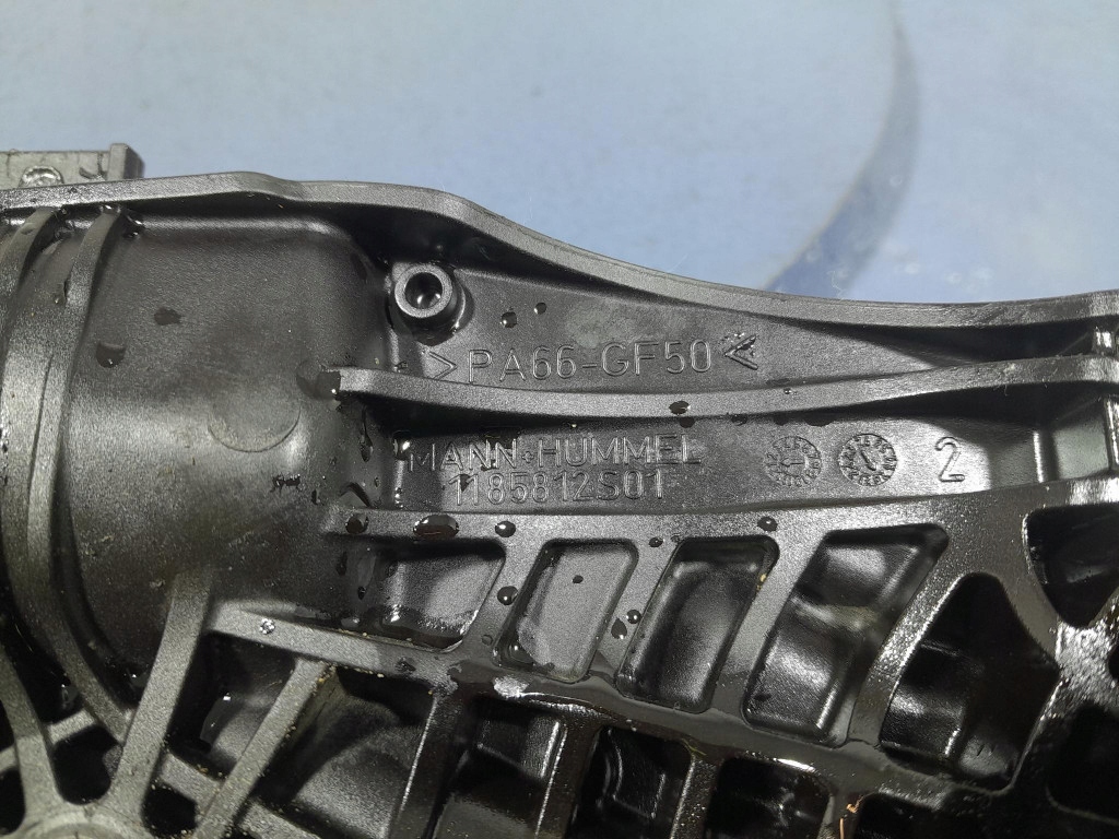 фото №5, Bmw 2 m235i f44 1 f40 2.0 b 306 km корпус радиатор фильтр масла 85812s01