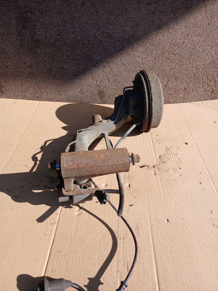 Купити Важіль задній лівий з dobrą втулка mercedes w168 a klase