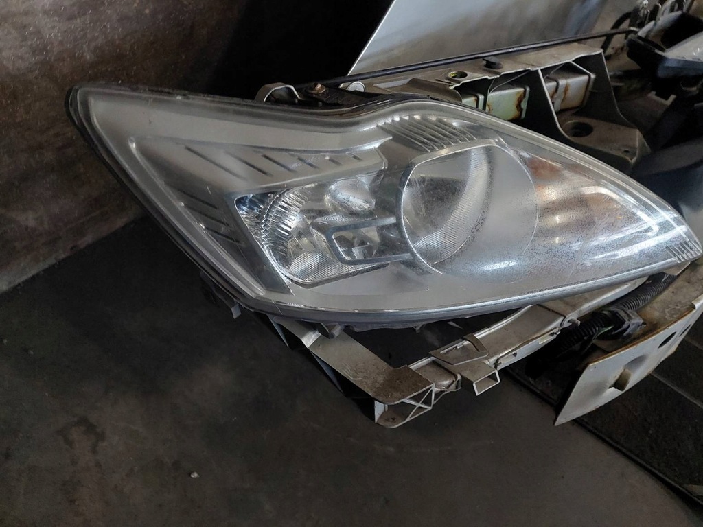 фото №11, Kompletny перед капот бампер крила лампи ford focus mk2 ii lift 03