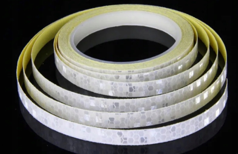 фото №4, Samoprzylepna наклейка стрічка відбивач відбиваюча 1cm x 8m срібляста авто