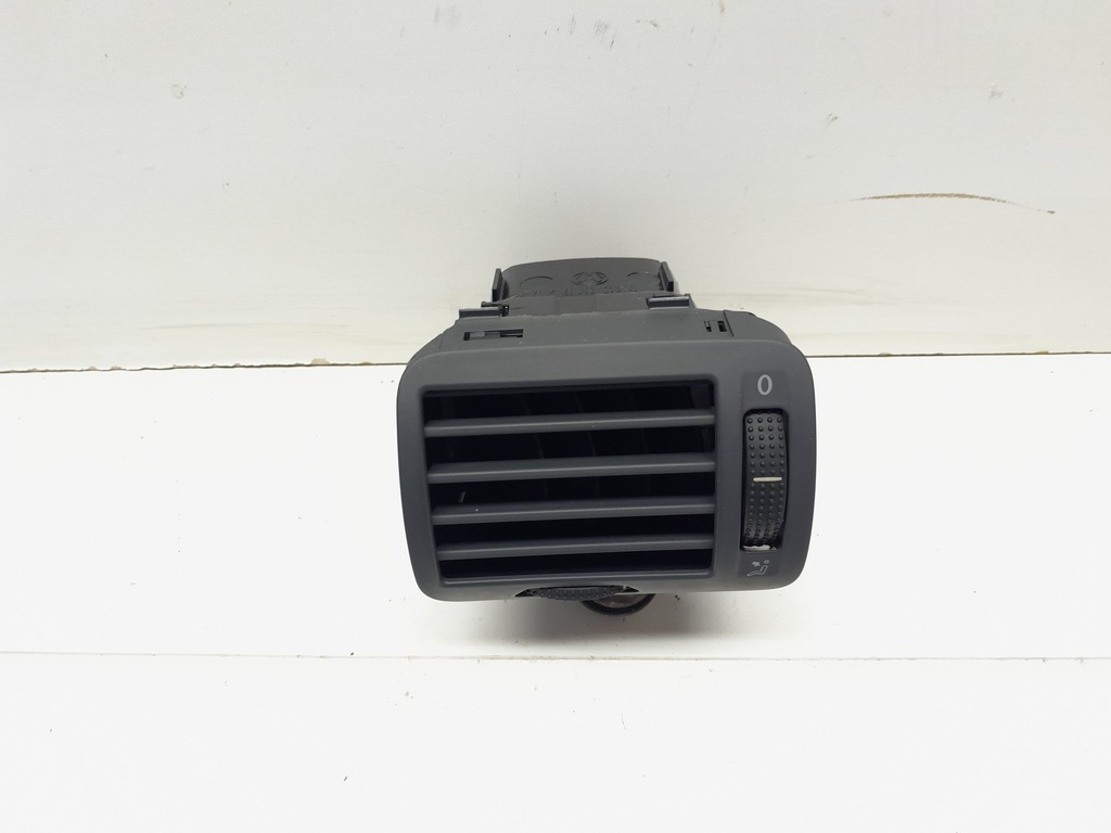 фото №1, Решітка обдув ліва passat b5