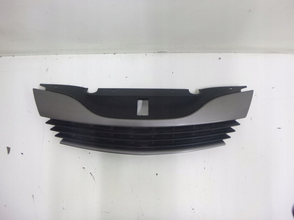 фото №1, Решётка радиатора решётка радиатора renault laguna ii 2002r.