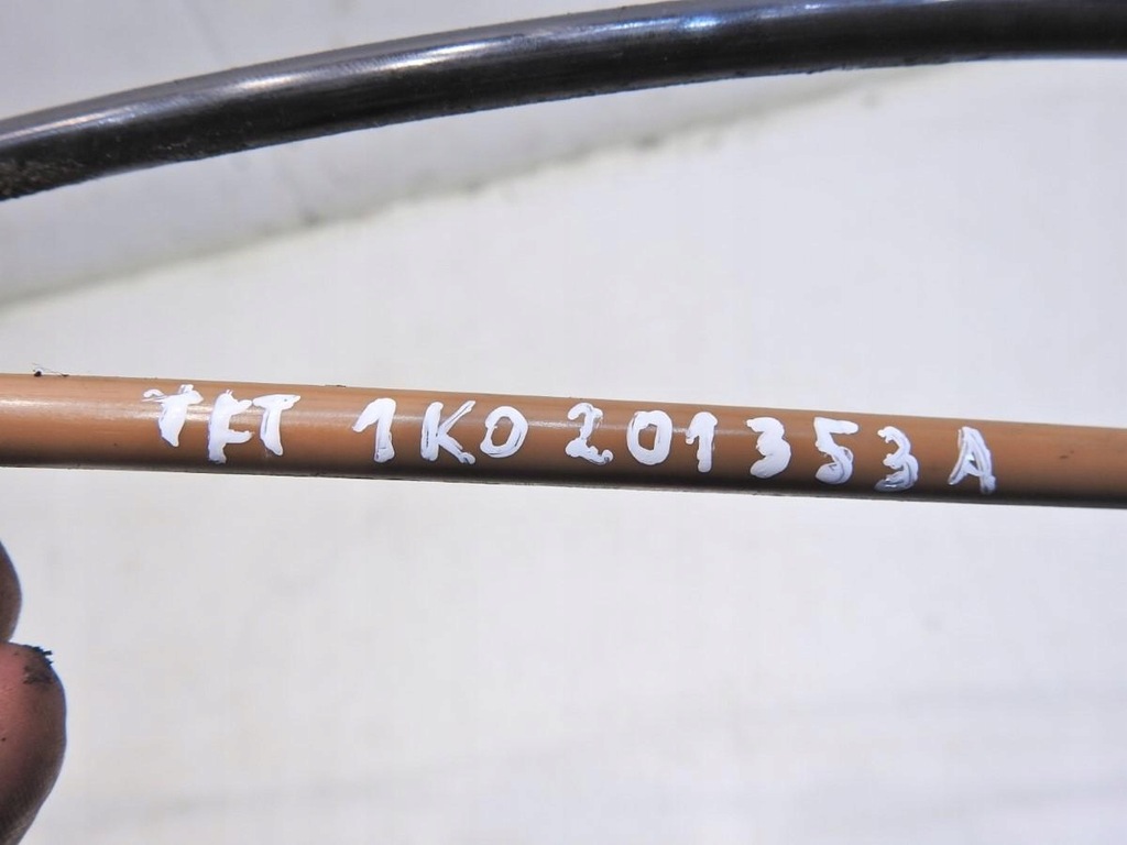 фото №8, Шланг топлива vw golf v plus 1.9 tdi 1k0201380a