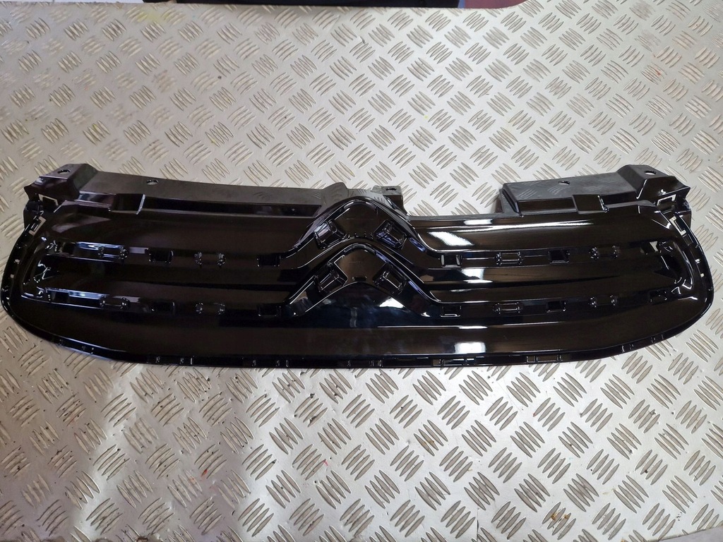 фото №1, Решётка радиатора решётка радиатора citroen c1 ii 2014r-