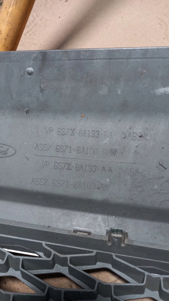 фото №3, Решётка радиатора, решётка радиатора ford mondeo 2.0td 05r