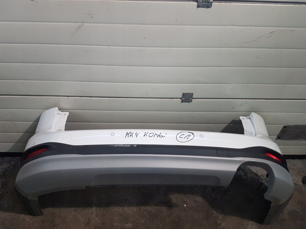 фото №1, Ford focus mk4 бампер задняя задний 4 pdc kombi active