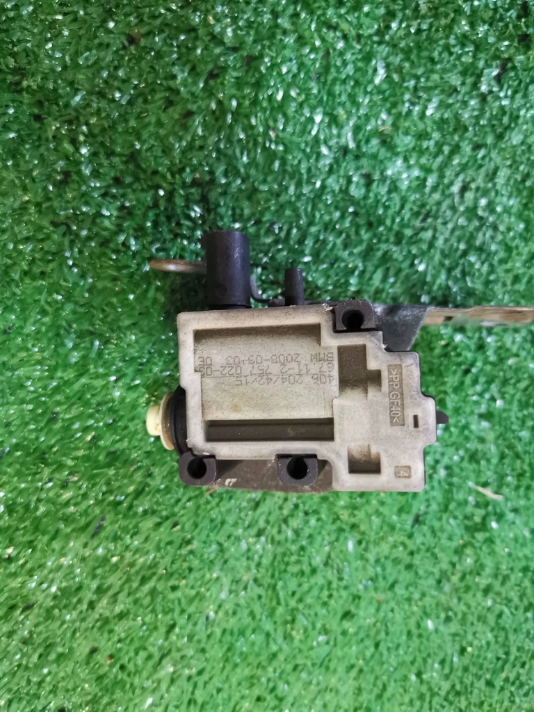 фото №1, Привод крышка заливной mini r55 clubman 2757022