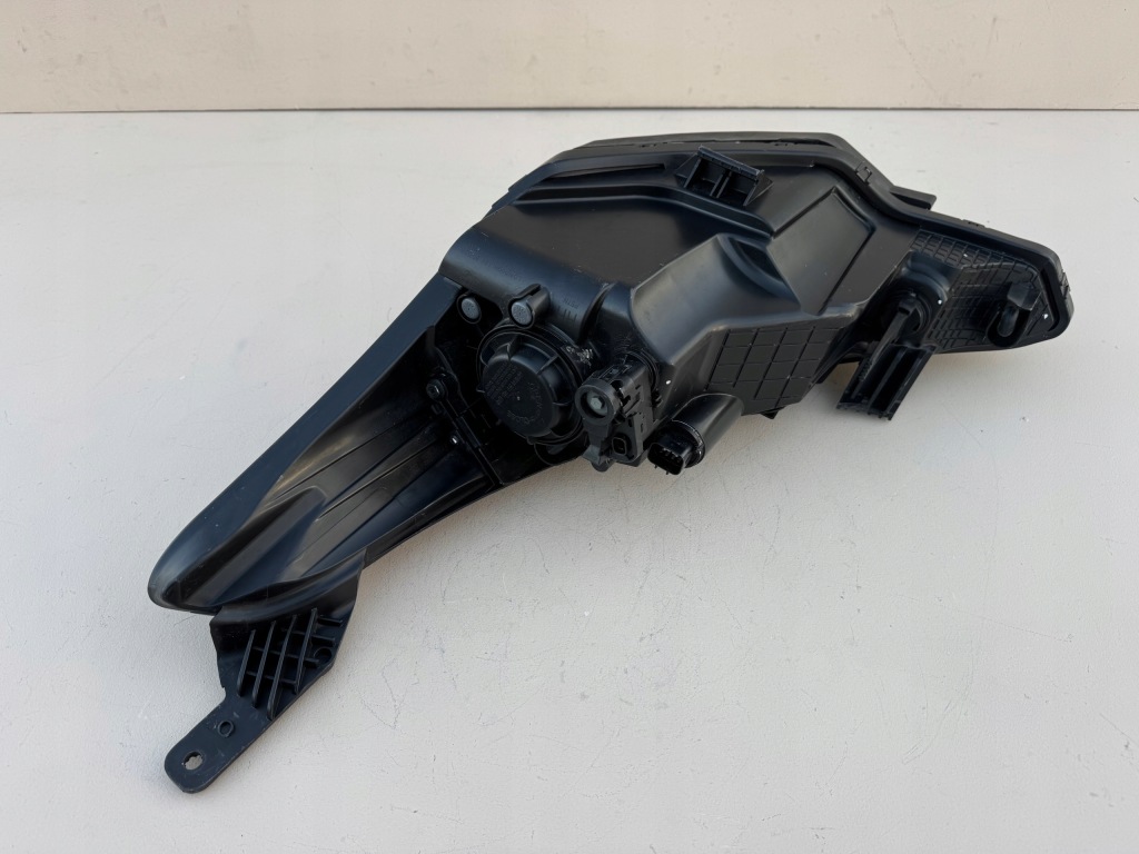 фото №12, Hyundai i20 ii 2 14-20r лампа правий перед права передня 92102-c8