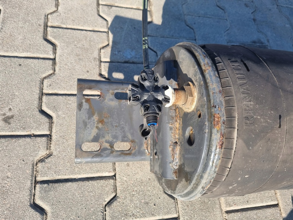 фото №2, Подушка подвеска задняя пневмоподушка renault dxi