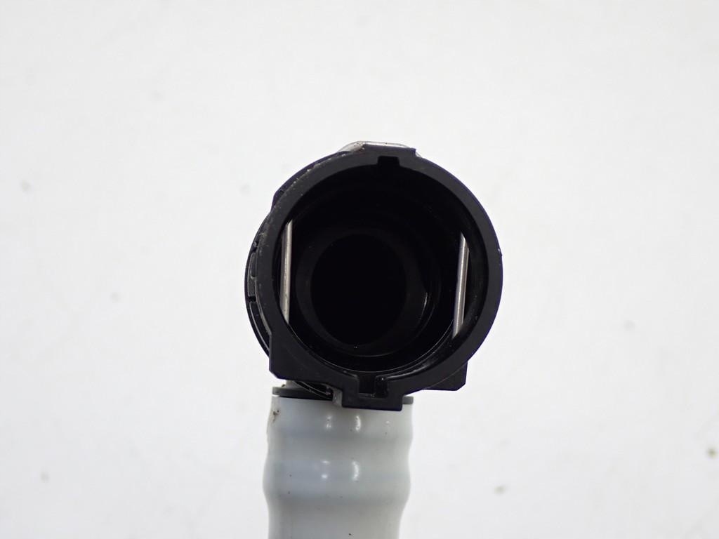 Патрубок шланг трубка води 1631597-00-c tesla model y 3d3 4d1 24r Оригінал