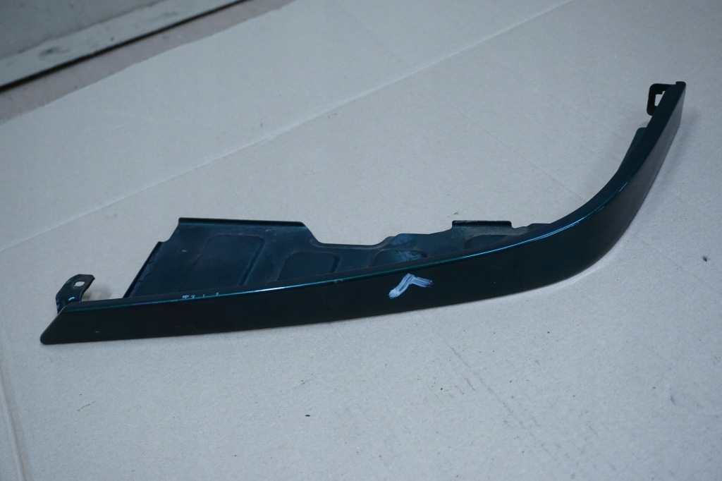 фото №1, Mitsubishi pajero sport молдинг pod фара левый перед 2,5 tdi 99r eu