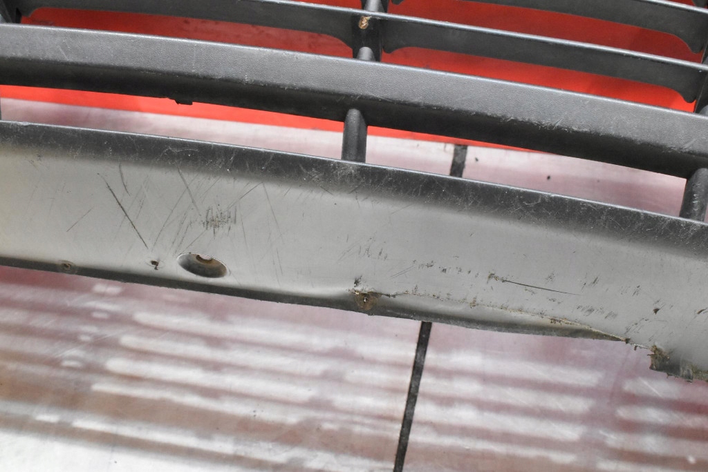 фото №10, Бампер перед передний granatowy vw passat b5 lift 00-05