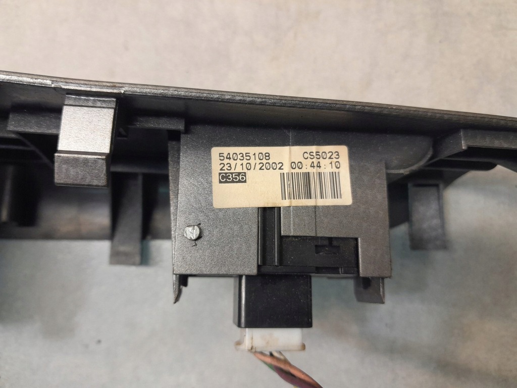 фото №8, Перемикач скло правий перед corolla e12 7423102230