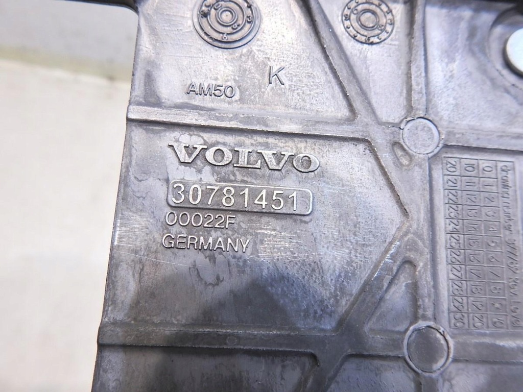 фото №6, Кронштейн туннель volvo v70 iii 30781451