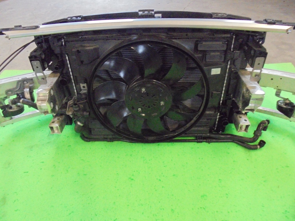 фото №5, Mercedes c klasa w206 радиатор pas передний kompletny гибрид