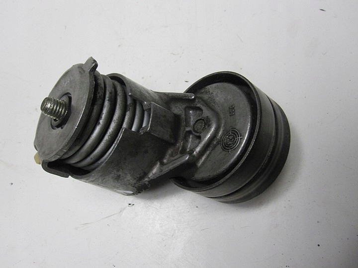 фото №10, Натягувач ремінь ролик volvo v40 s40 1.9dci 02r