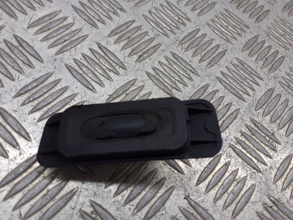 фото №1, Микровыключатель крышки багажника renault twingo ii 1.2 16v x