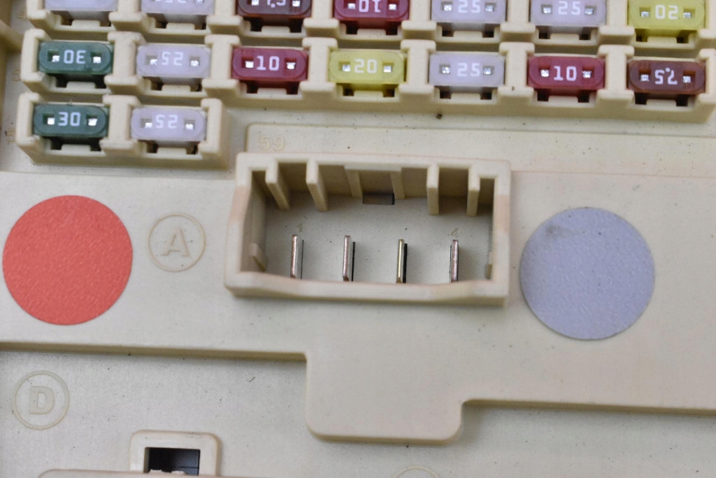 фото №8, Коробка предохранителей 91960-df011 hyundai kona 2 ii 1.6 gdi hybrid 105 km