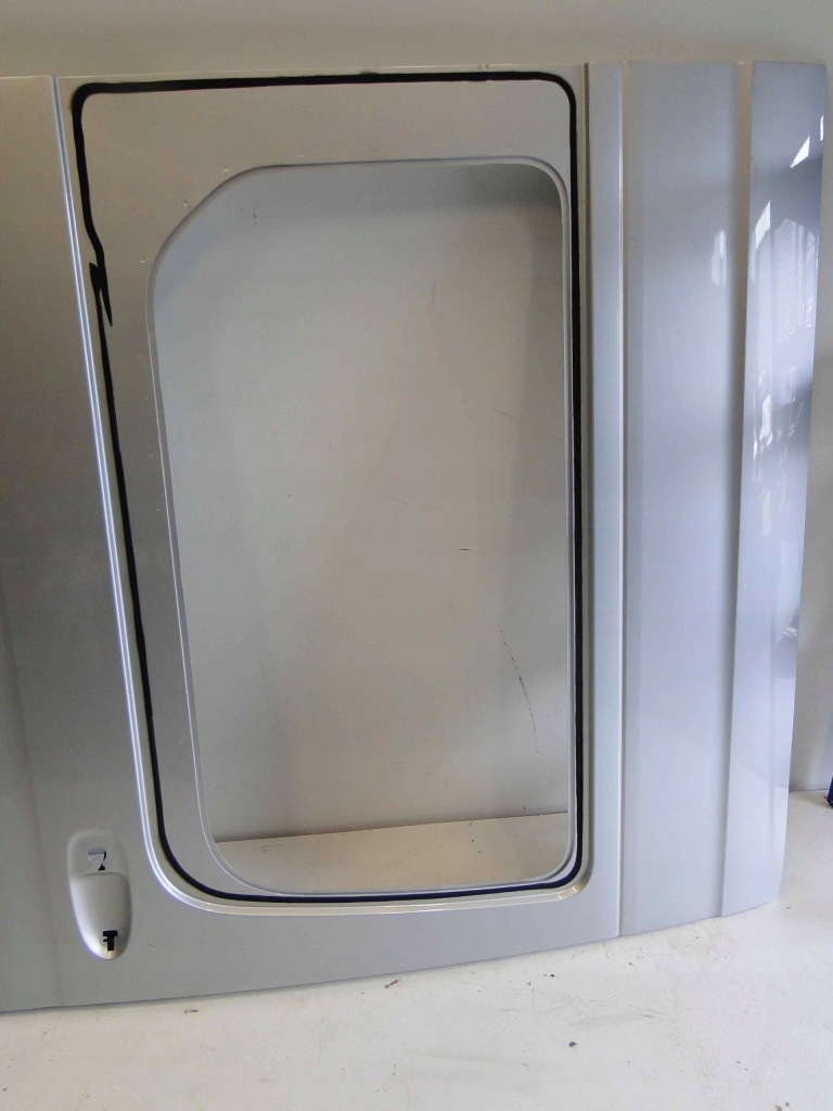 фото №4, Mercedes sprinter w910 910 дверь правое сдвижные