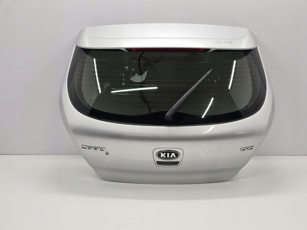 фото №1, Kia pro ceed i крышка багажника багажника 9s