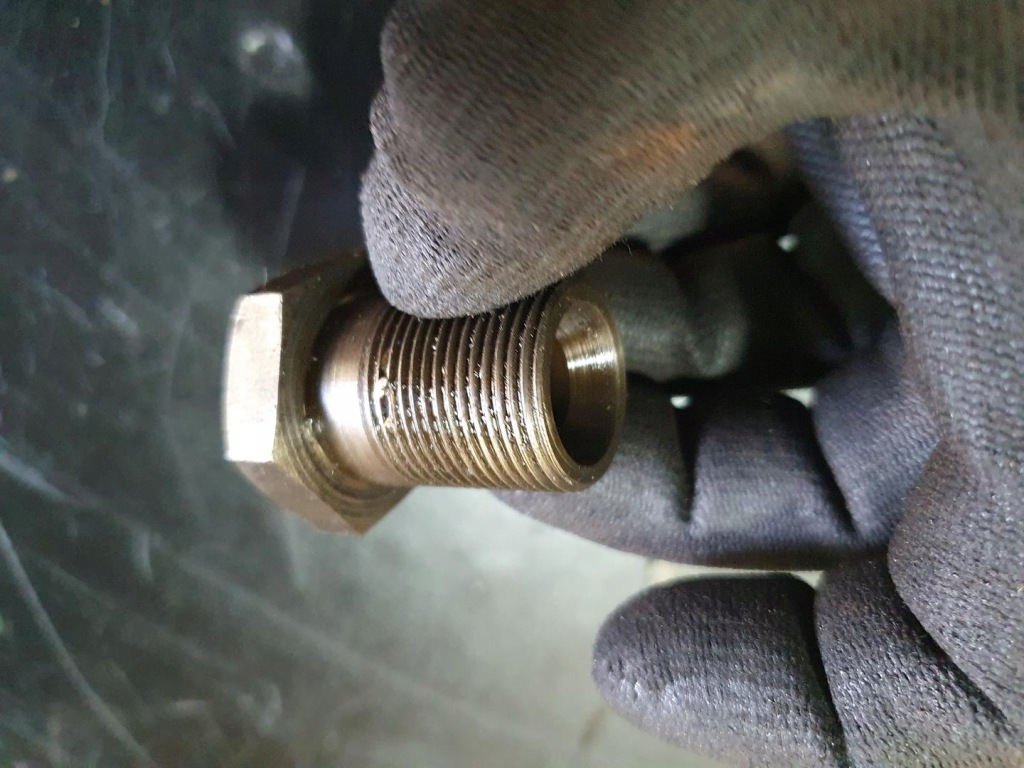 Автомобиль fiat 126 maluch fsm болт вала коленчатого оригинал акция Оригинал