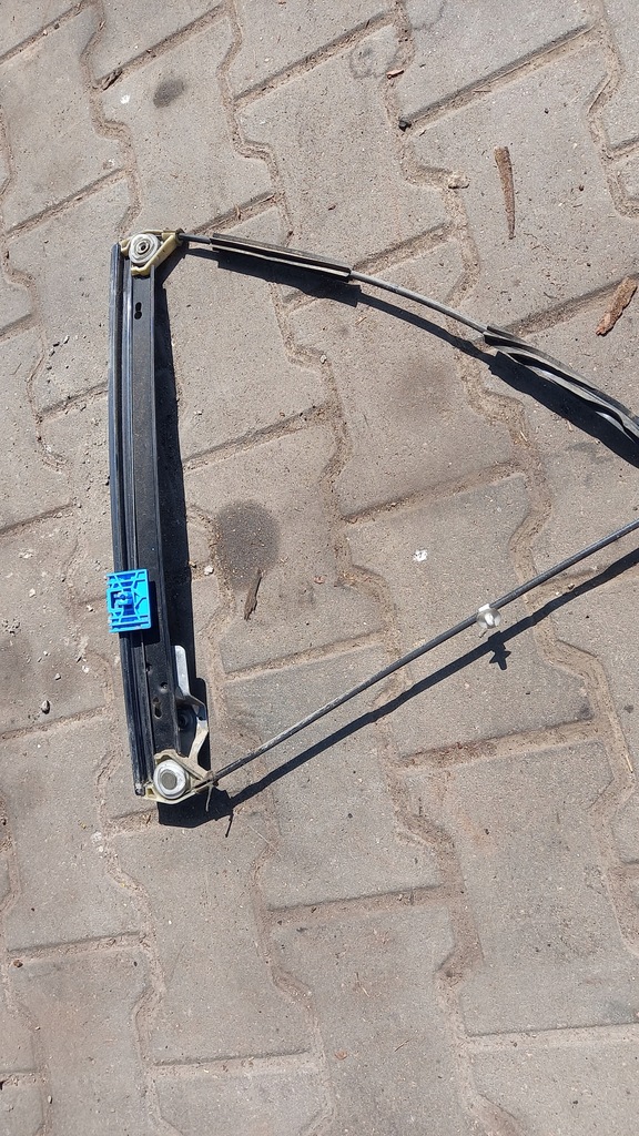 фото №5, Pod.szyby правий перед audi a4 b6 02r sedan