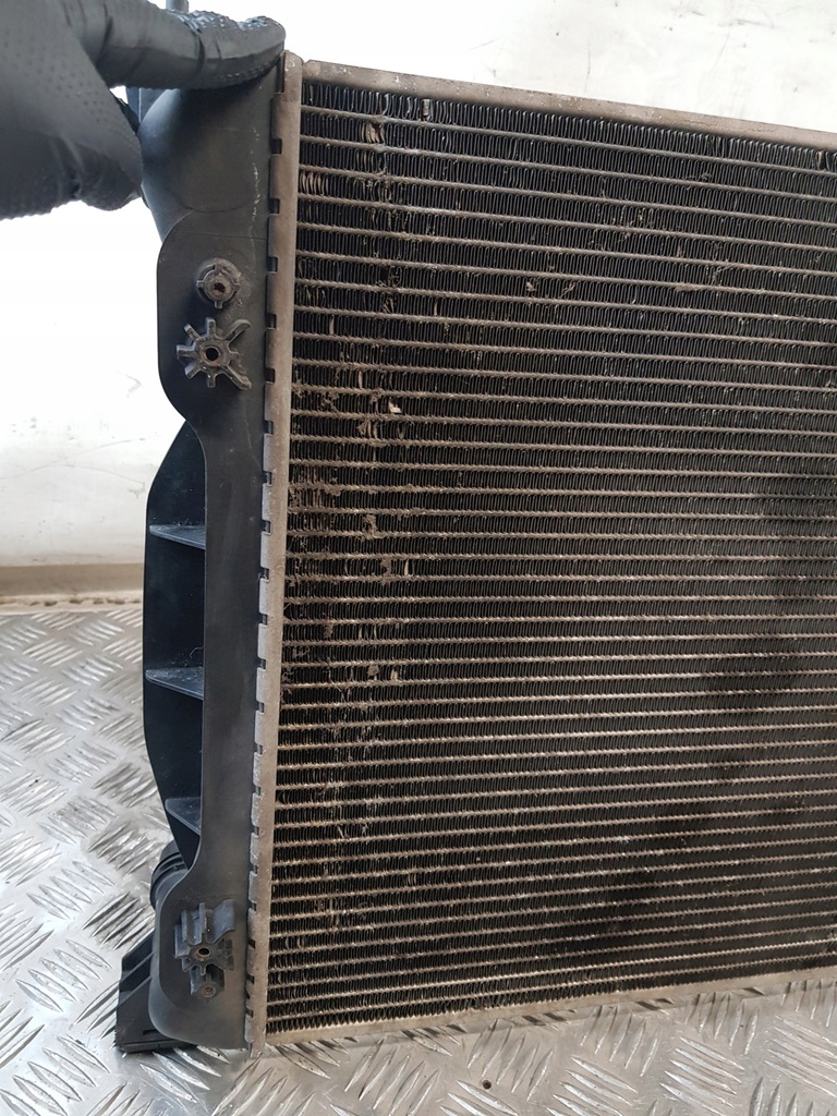 фото №13, Радиатор wody 8e0121251a audi a4 b6 2.0b