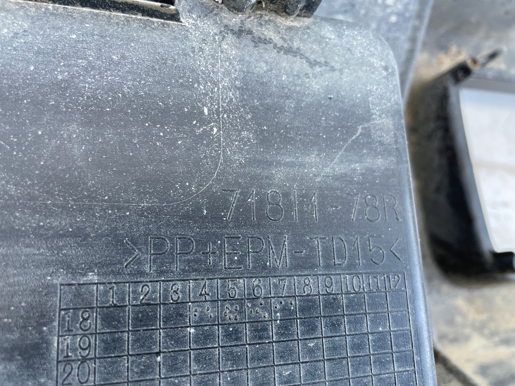 фото №11, Suzuki jimny ii 19 - бампер задняя 71811-78r orygin