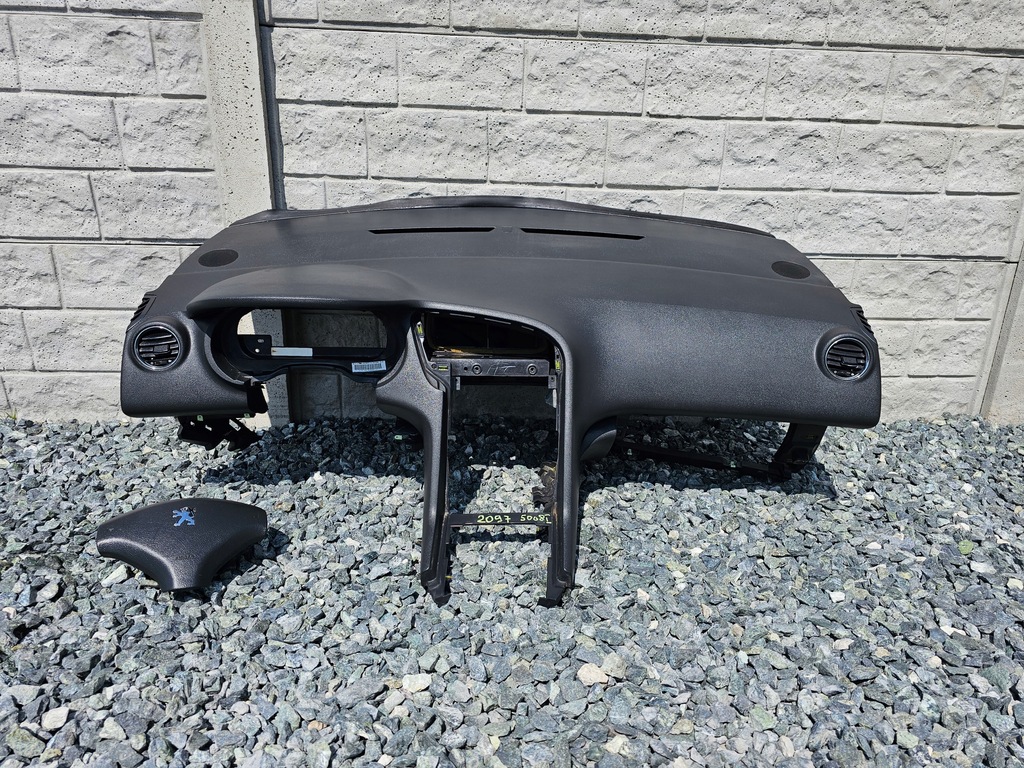 фото №1, Приборная панель консоль подушка безопасности peugeot 5008 i #2097