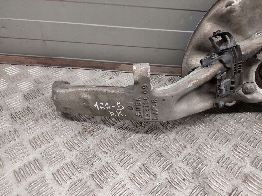 Mercedes-benz gl x166 2013 перед сторона левая ступица колеса передний с Разборки