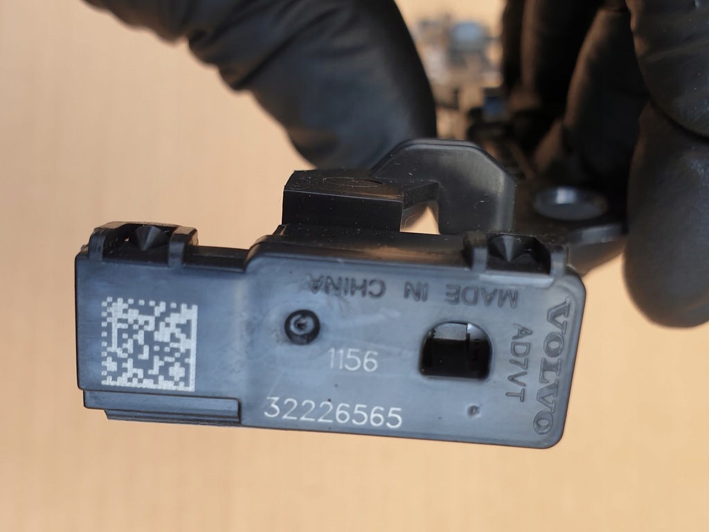 фото №8, Волоконно-оптический кабель led подсветка обшивка led перед volvo xc40 оригинальный номер