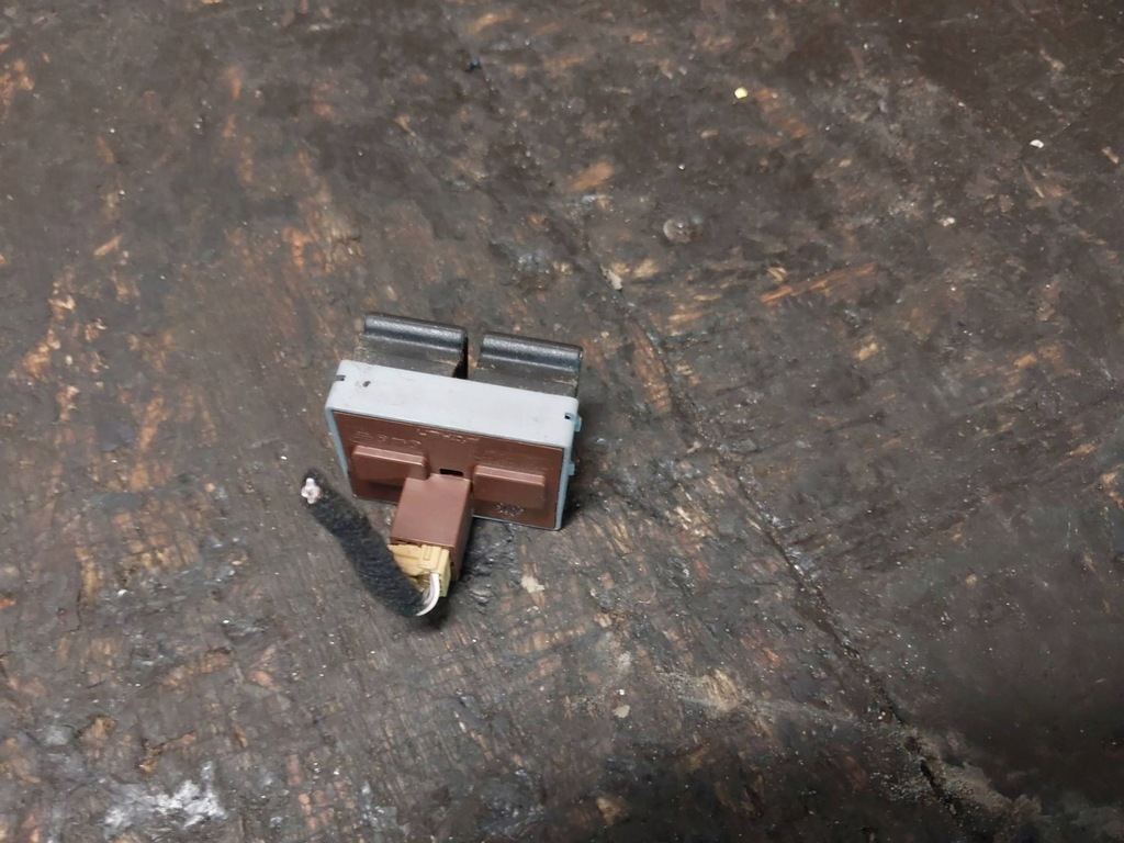 фото №6, Кнопки вікон водія seat ibiza iii 6l 6q0959858a