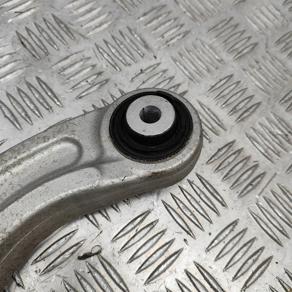 фото №7, Audi q4 sportback e-tron 2023 правая сторона верхний рычаг задний