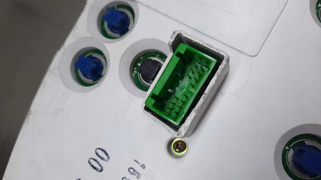 фото №7, Счетчик volvo s60 v70 ii 2.4b 9499668