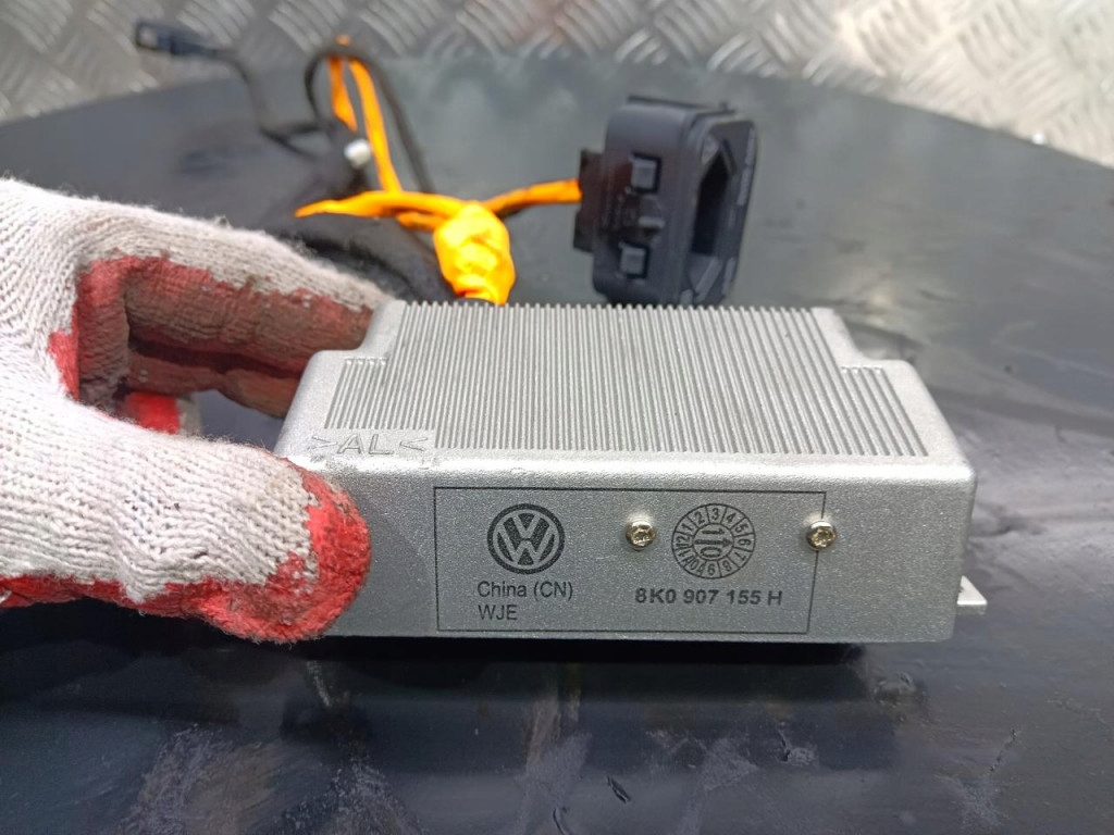 фото №3, Audi a4 b8 kombi преобразователь напряжения 8k0907155h