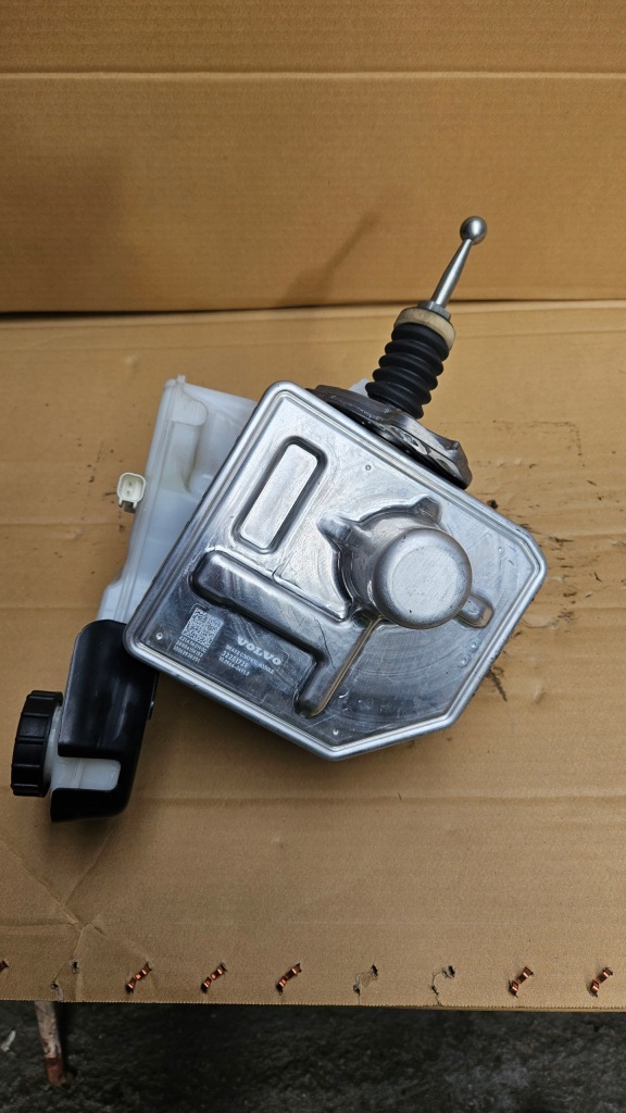 фото №10, Насос гальмівна abs 32281728 32333637 volvo v90 nr 421333