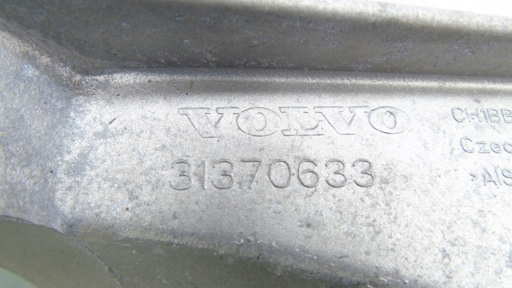 фото №5, Volvo s60 iii v60 ii 2.0 t5 опора полуось 31370633
