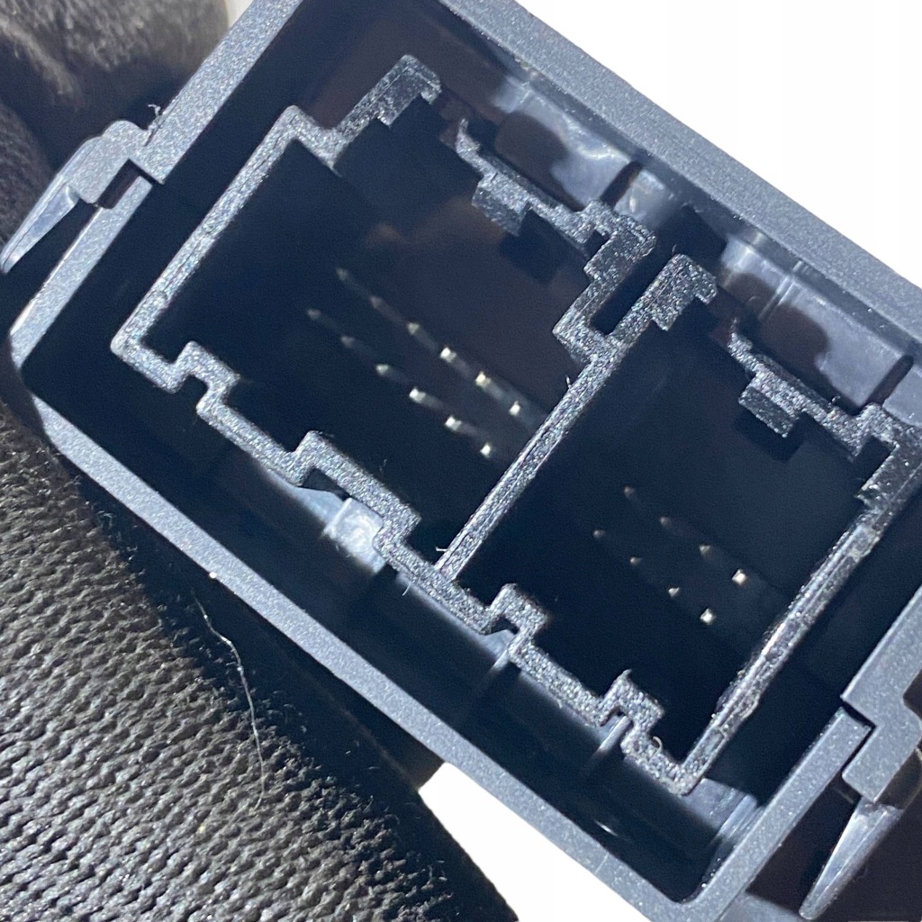 Ford bronco 2021 модуль мертвого pola Недорого