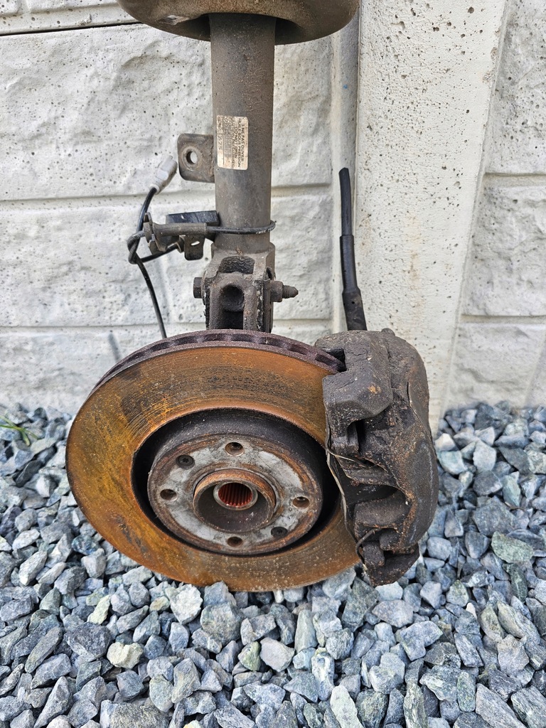 фото №4, Mcperson правий поворотний кулак 5008 i 1.6 vti #1499