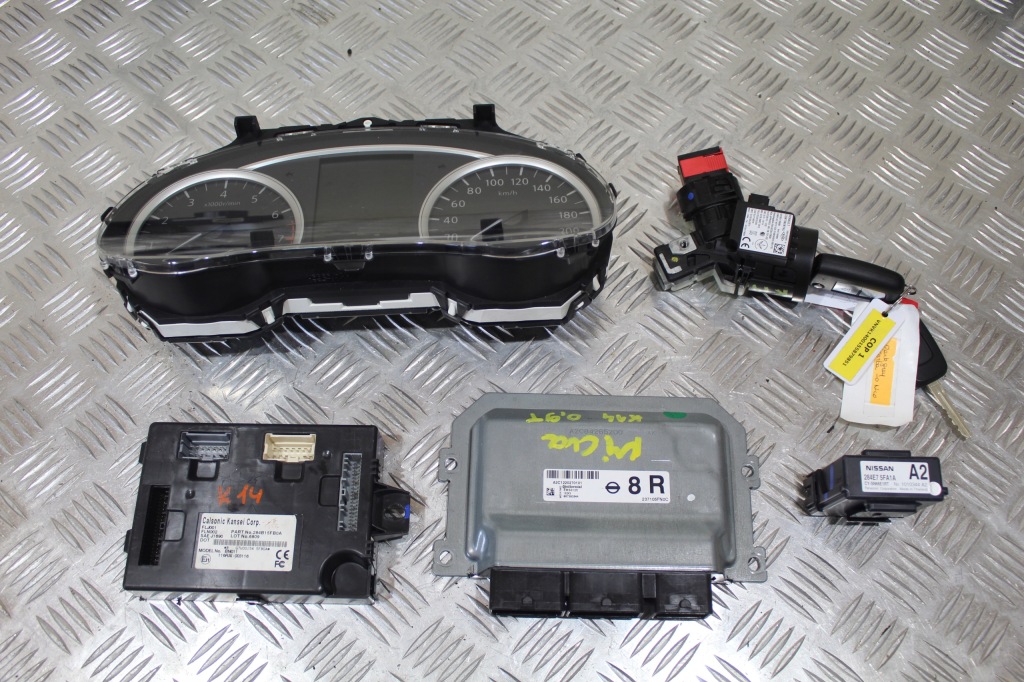 фото №1, Набор стартовый ключи приборы micra v 5 k14