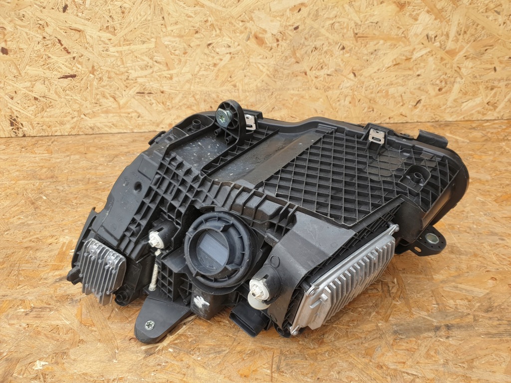 фото №7, Mercedes w205 lift лампа правий перед full led a2059068005 комплектна