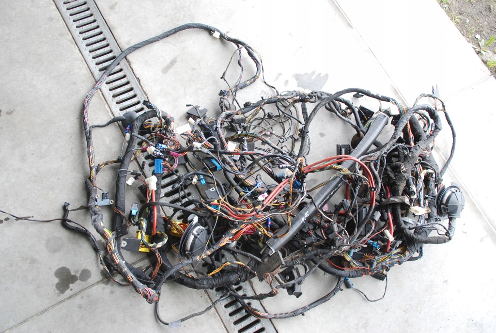 фото №4, Countryman r60 электропроводка главная салон 1.6d uk