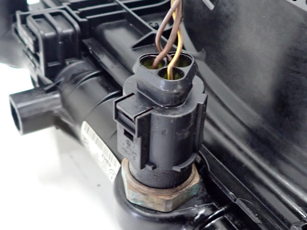 Комплект радиатор воды кондиционера вентилятор skoda fabia 3 1.2 66kw 16r в Украине