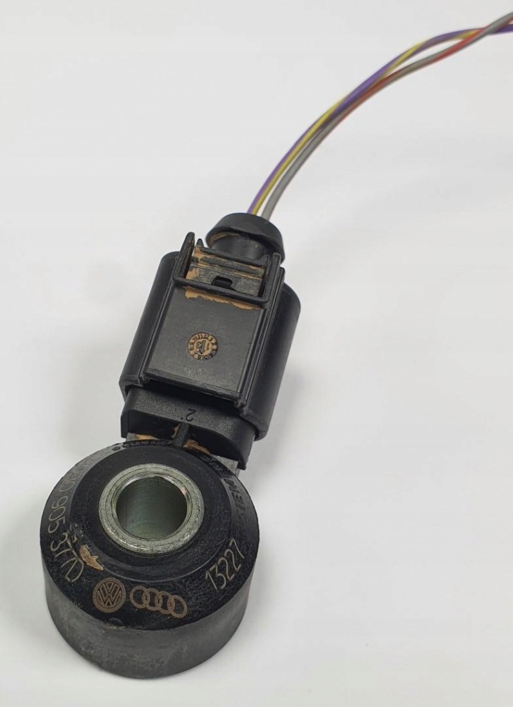 фото №1, Датчик детонационный vw up 030905377d