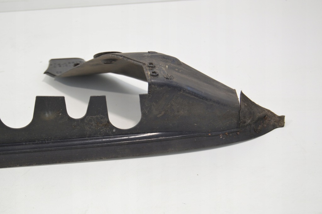 фото №12, Захист ліва лампи шарнір багажника задня mercedes c215 w215 2156930133