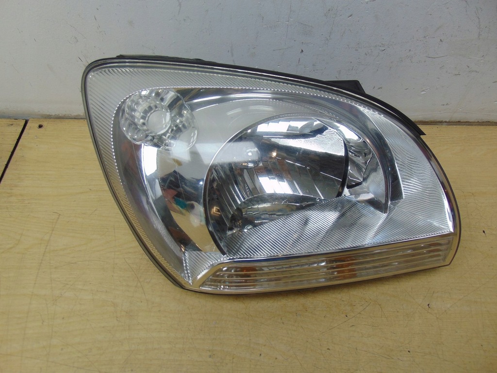 фото №7, Лампа правая перед kia sportage ii 2004- europa