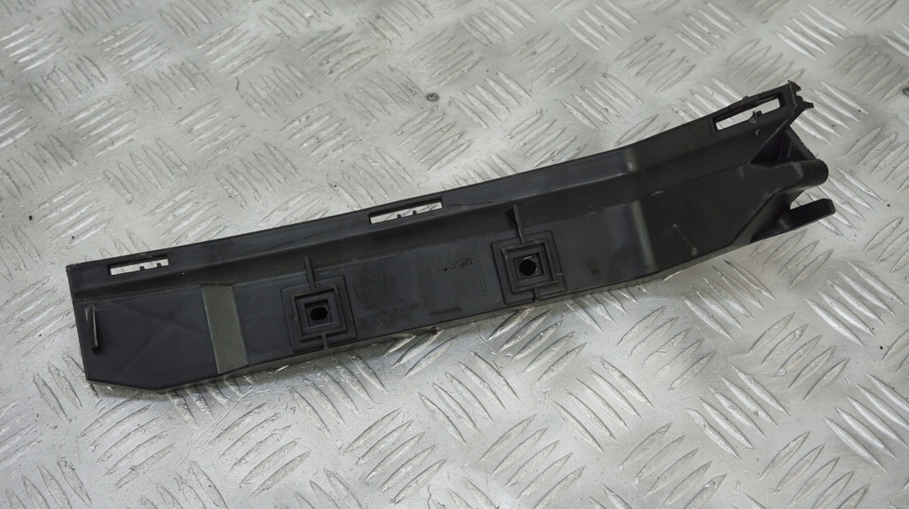 фото №1, Volvo s40 ii направляющая бампера левый задняя 30655998